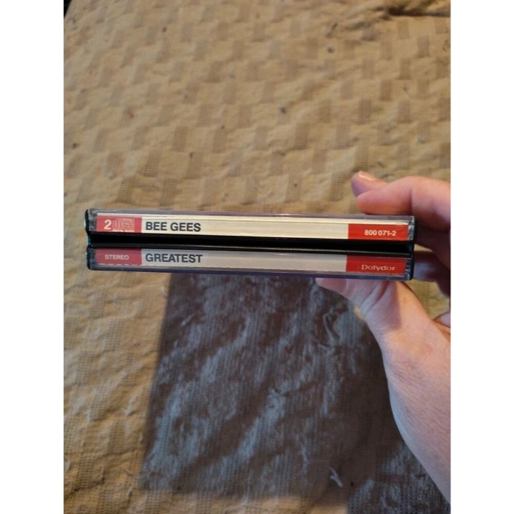 Beegees - Picture 3 of 3